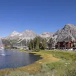 Rothornblick 52 By Vacations, Mit Bergblick Und Privatparkplatz *