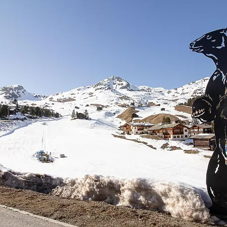 Rothornblick 52 By Vacations, Mit Bergblick Und Privatparkplatz Αρόζα